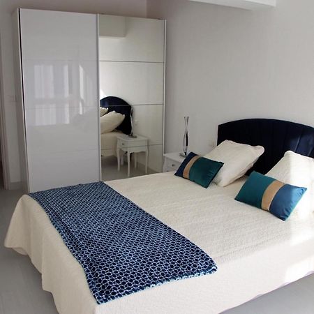 Gina Epernay Hyper-Centre 2-4 P Apartment Екстериор снимка